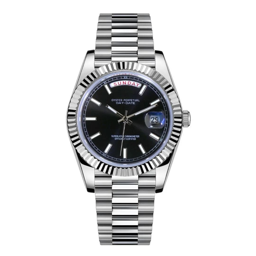 Seiko Moddys Day-Date Uhr aus der Seikodate Kollektion – Hommage an die Rolex Day-Date mit schwarzem Zifferblatt, geriffelter Lünette und President-Armband.