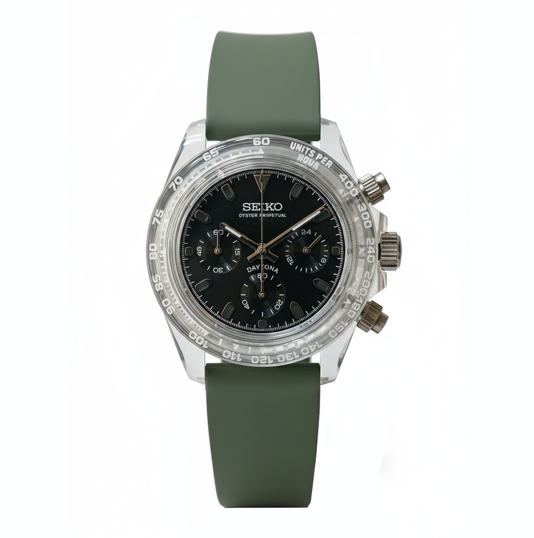 Seiko Moddys Daytona Plex Black Chronograph mit schwarzem Zifferblatt, Plexiglas, Edelstahlgehäuse, Tachymeter-Lünette und grünem Kautschukarmband