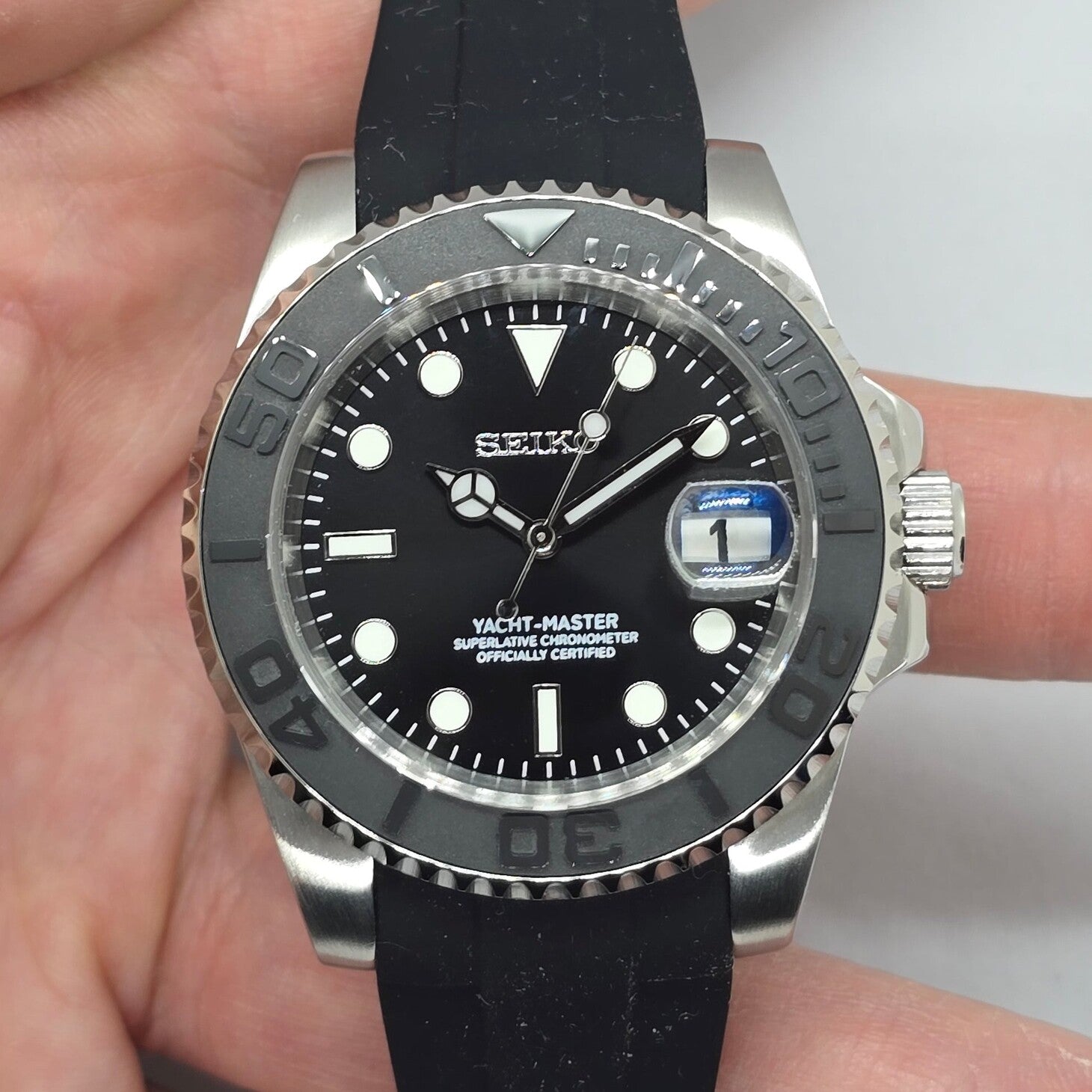 Front view Seiko Mod Yachtmaster centered shot with glossy dial and matte bezel texture