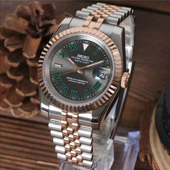 Datejust Wimbledon Two-Tone mit zweifarbigem Jubilee Armband, grauem Zifferblatt, grünen römischen Ziffern und Roségold-Akzenten