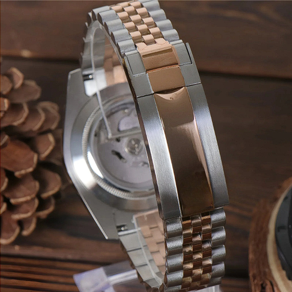 Datejust Wimbledon Two-Tone Jubilee Schließe Nahaufnahme mit zweifarbigen Gliedern, poliertem und gebürstetem Finish