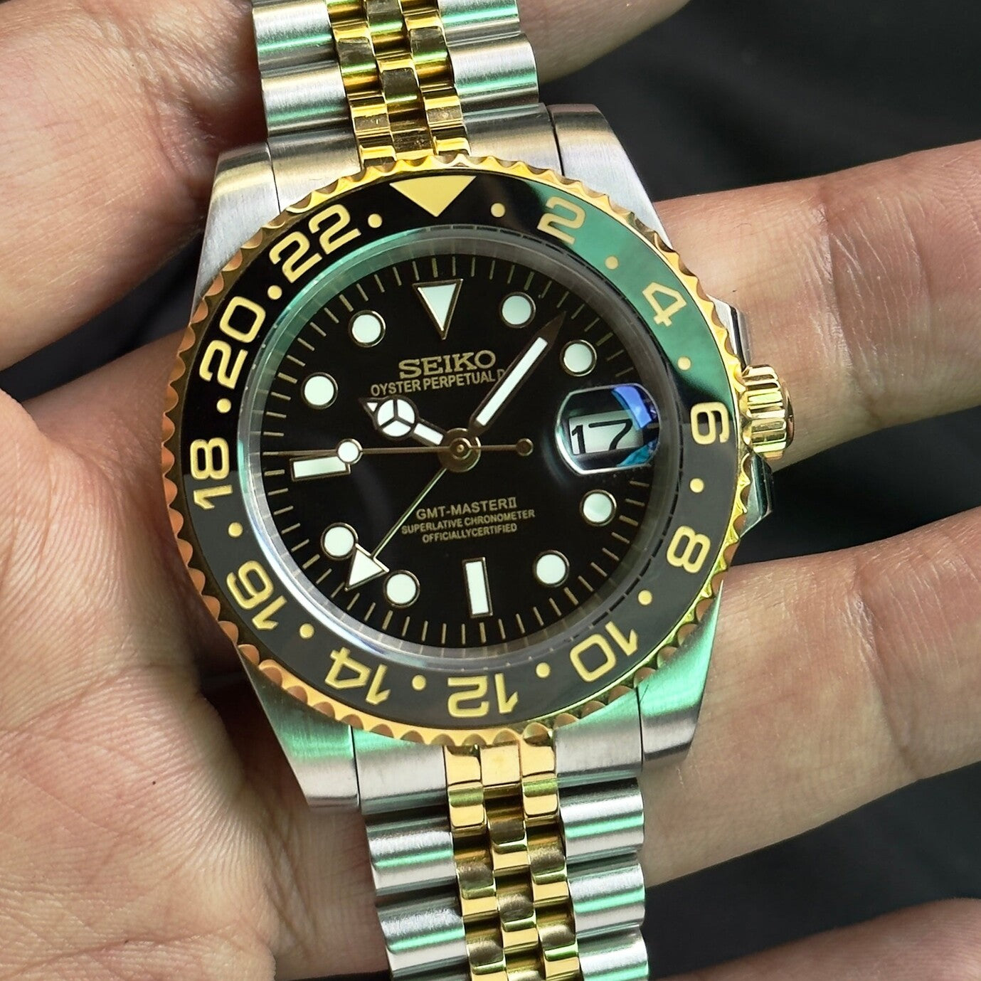 GMT Silver Gold Handansicht, vergrößerte Datumslupe, polierte goldene Lünette Reflektion, zweifarbiges Armband, NH34 GMT