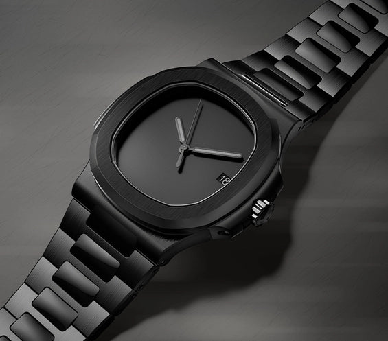 Seiko Mod Nautilus Black Minimalist mit gebürstetem Zifferblatt und 40mm Gehäuse