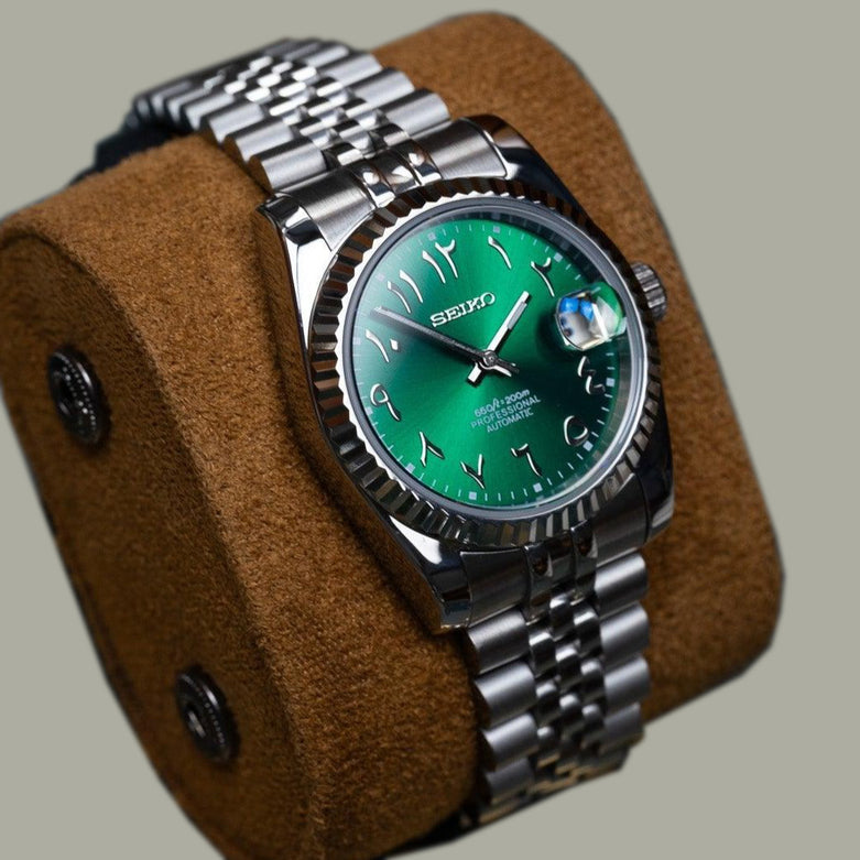 Datejust Royal Green Arabic Nahaufnahme mit smaragdgrünem Zifferblatt, arabischen Ziffern, poliertem Gehäuse und Jubilee Armband
