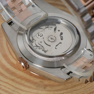 Datejust Wimbledon Two-Tone transparenter Gehäuseboden mit NH35 Automatikwerk sichtbar durch Saphirglas Exhibition Back