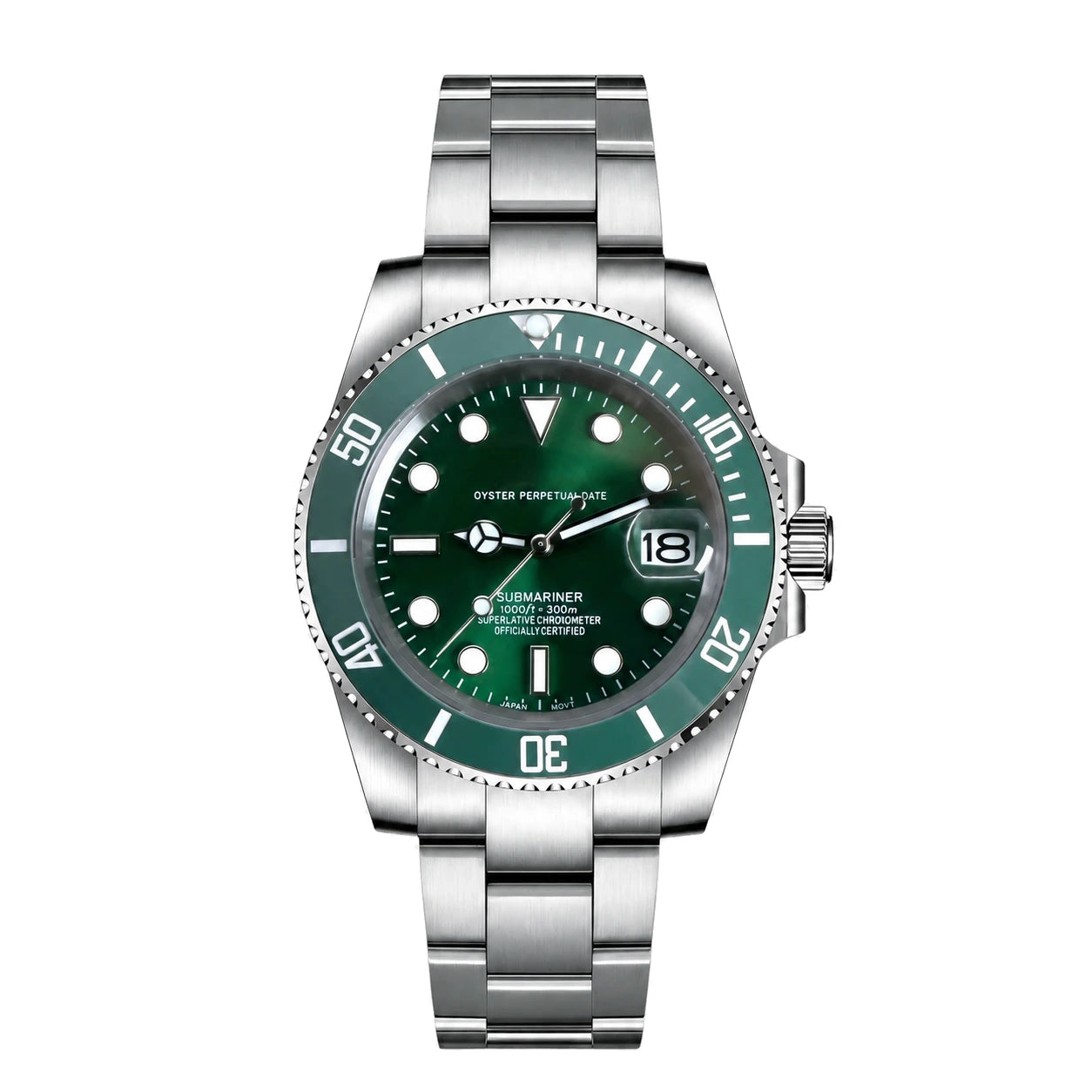 Seiko Mod Submariner mit grünem Zifferblatt, grüner Lünette und Edelstahlarmband in Frontansicht mit nh35 uhrwerk